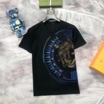 2色可選 半袖Tシャツ スタイリッシュな印象 VERSACE偽物ブランド 2026春夏 吸汗速乾 プリント ラウンドネック