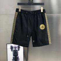 上品上質 2色可選 VERSACEスーパーコピー 激安 ショートパンツ 2026春夏 シンプル 柔らかな質感