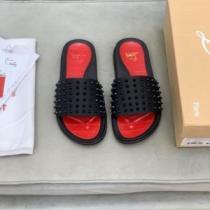 極上の着心地 スリッパ 大人 トレンド 2026新作 CHRISTIAN LOUBOUTINブランドスーパーコピー 靴の滑り止め