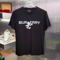 上品な輝きを放つ形 半袖Tシャツ 3色可選 2026春夏 自然な肌触り BURBERRYブランド 偽物 通販