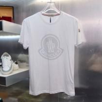 自然な肌触り 2色可選 通気性に優れた 半袖Tシャツ モンクレールコピーブランド コーデ 知的なムードを演出 2026春夏