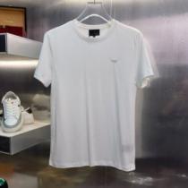 ショートパンツ 3色可選 吸汗速乾 確定となる上品 2026春夏 気軽にカジュアルに使える 半袖Tシャツ プラダコピー ブランド