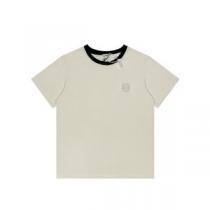 ロエベブランドコピー 半袖Tシャツ 自分らしいスタイリング 2025春夏 カジュアル 大絶賛の履き心地!
