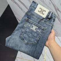 理想のパンツ デニムパンツ 程よい色落ち感 セリーヌスーパーコピー 激安 2026春夏 人気販売中 足長効果のある