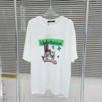 半袖Tシャツ 2026春夏 ルイ ヴィトンスーパーコピー 柔らかい手触り 極上の着心地 カッコいい印象を付ける