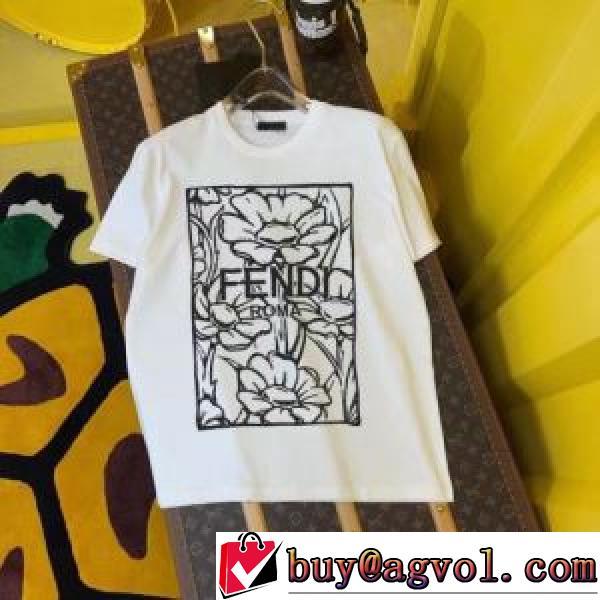 半袖Tシャツ 2026春夏 定番のアイテム 2色可選 FENDIスーパーコピー 激安 暖かみのある肌触り クールビズ