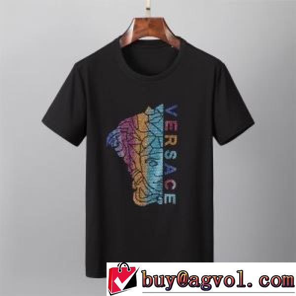 気軽にカジュアルに使える ヴェルサーチブランド コピー 2色可選 半袖Tシャツ 早くも完売している 2026春夏