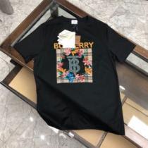細身のシルエット 3色可選 もっとも高い人気を誇る BURBERRYコピーブランド 2026春夏 半袖Tシャツ 暖かみのある肌触り スタイリッシュな印象