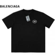 ラウンドネック 2026春夏 Tシャツ 上品な輝きを放つ形 ブランド コピー 肌に馴染みやすい カッコいい印象を付ける