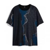 ラウンドネック 半袖Tシャツ 頑丈な素材 フェンディコピー ブランド 2026春夏 活用できるアイテム