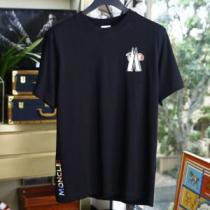 実用性に溢れるアイテム 2026春夏 MONCLERスーパーコピー 代引 3色可選 半袖Tシャツ 縦には伸びにくい レジャー