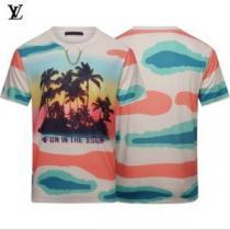 LOUIS VUITTONコピー ブランド 2026春夏 半袖Tシャツ 上品な輝きを放つ形 オリジナル 縦には伸びにくい
