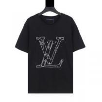 プリント 存在感のある 半袖Tシャツ 通気性に優れた ルイ ヴィトンスーパーコピー 激安 ラックスした雰囲気 2025春夏