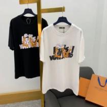 セール中 2026春夏 半袖Tシャツ 着回し度抜群 ルイ ヴィトン偽物ブランド 2色可選 乾きやすい 自分らしいスタイリング