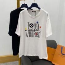 ラウンドネック 2026春夏 2色可選 半袖Tシャツ 落ち着いた感覚 ルイ ヴィトンブランドスーパーコピー 流行に関係なく長年愛用できる