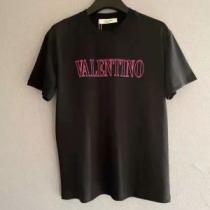 ヴァレンティノスーパーコピー 2026春夏 細身のシルエット 半袖Tシャツ 多色選択可 サイズ豊富