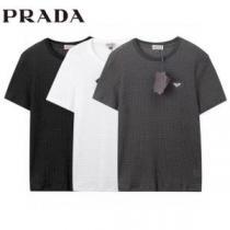 半袖Tシャツ 吸汗性に優れ PRADAスーパーコピー 2026春夏 洗練を十分に演出する 3色可選 乾きやすい