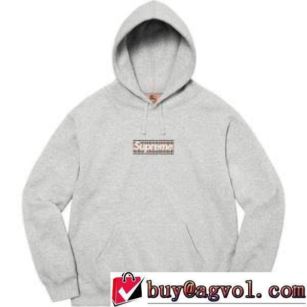 SUPREMEスーパーコピー 3色可選 パーカー 2026新作 上品な輝きを放つ形 リブ付 程よい厚み 定番無地パーカー