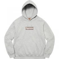 SUPREMEスーパーコピー 3色可選 パーカー 2026新作 上品な輝きを放つ形 リブ付 程よい厚み 定番無地パーカー