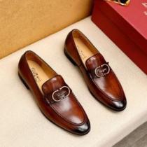 3色可選 人気販売中 2026新作 大人の雰囲気抜群 ローファー FERRAGAMOスーパーコピー