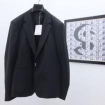 GIVENCHYブランドコピー 2026新作 スーツ レジャー 逸品 デザイン性の高い 高級感漂わせる