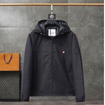 耐久性のある 2026新作 2色可選 ダスター コート MONCLER偽物ブランド 防風性にも優れた