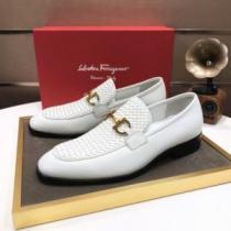 2026新作 耐久性のある 高級本革 FERRAGAMOコピー レザーシューズ靴