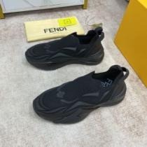 スニーカー 5色可選 2026新作 高級感ある FENDIコピー ブランド レーシングシューズ