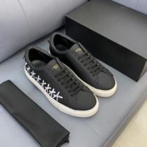 フラットシューズ コンフォート 2025新作 GIVENCHYブランド コピー 5色可選 存在感のある