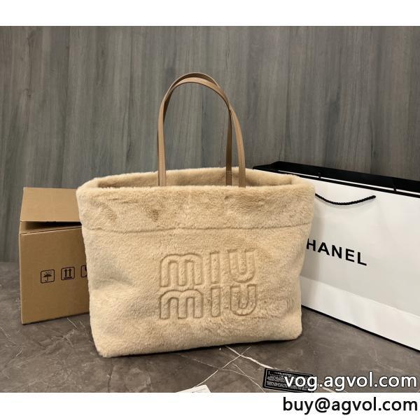 MIUMIU正規品保証22秋冬機能的なアイテムバッグコピー ブランド 通販