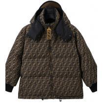 新作売切れ続出FENDI/フェンディSS22冬の新作両面着ダウンジャケット