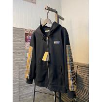 Burberryブランド 偽物 通販パーカ付き適度な光沢感があり秋冬シーズン継続トレンド新着
