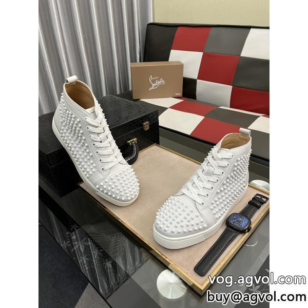 柔らかくて気持ちいい靴Christian Louboutinコピー ブランド 優良即発送最新作2026 2026年秋冬流行ファッション