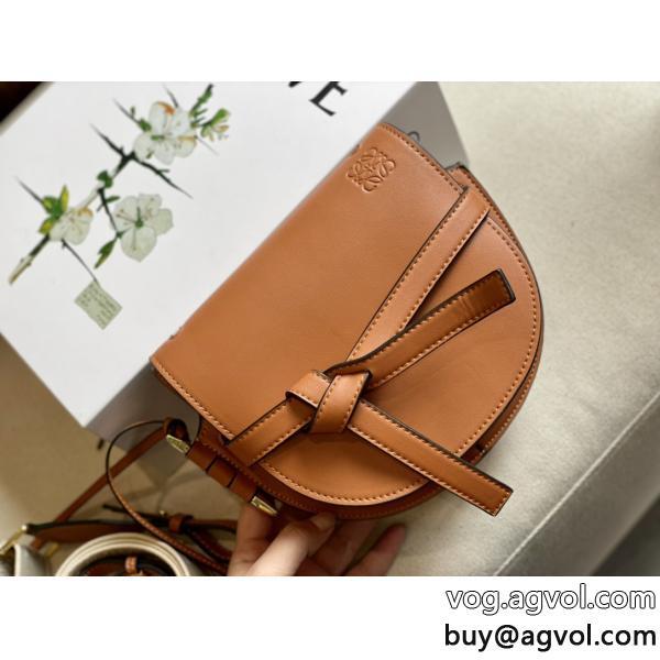 ふんわり柔らか相性抜群のコンビ偽 ブランド 販売高品質バッグLOEWE