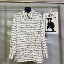 LOUIS VUITTON洗練されたおしゃれ感を持つ先行販売スーパー コピー 安心長袖Tシャツ質感が細かい