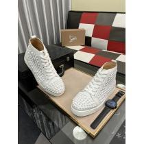 柔らかくて気持ちいい靴Christian Louboutinコピー ブランド 優良即発送最新作2026 2026年秋冬流行ファッション