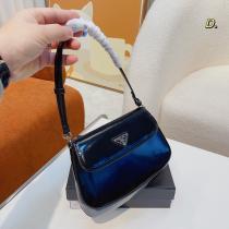 ブランド スーパー コピー 通販プラダ柔らかくて気持ちいいカジュアルな雰囲気があり今っぽいトレンドバッグ