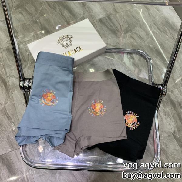オフィスにもシーン問わずに使えるブランド コピー 優良ハイエンド3本入りメンズパンツヴェルサーチVERSACE