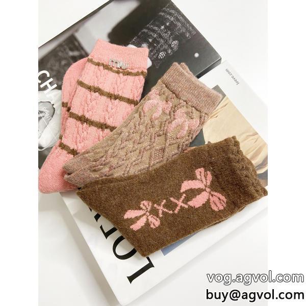 ブランド コピー 優良MIUMIUウールの中ストッキングです再入荷が嬉しい新作売切れ続出very GOOD