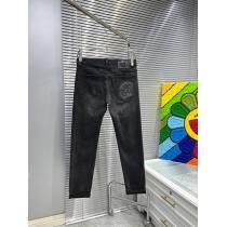 ヴェルサーチVERSACE質感が上等秋冬らしい華やか人気急上昇カジュアルジーンズコピー 商品 ブランド