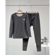 防寒の神器です!男女兼用UGGカップル用アルパベージュ厚手の保温インナーセットです