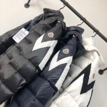 MONCLER&nbsp;ダウンジャケットカジュアルなスタイル今年の秋冬先行販売新作偽 ブランド超火新モデル