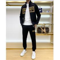 VERSACEブランド 偽物秋冬最新作　完売必至人気の高さ激安通販セット耐久性