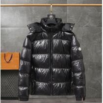 ダウンジャケット色気のあるスタイルに仕上げ幅広く使えるコピー ブランド 優良MONCLER