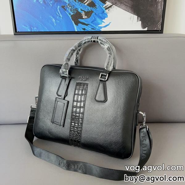 コピー 品 販売PRADA新作日本未入荷激レア　一目惚れバッグ
