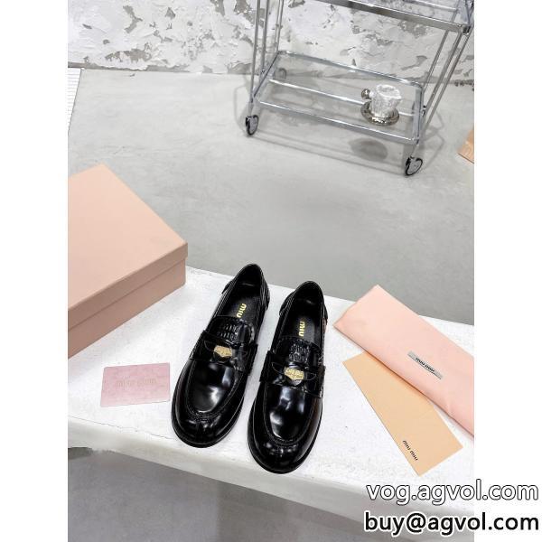 クール印象即日対応スニーカー偽 ブランド 販売MIUMIU
