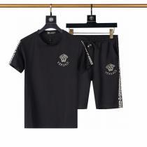 定番人気商品人気アイテムも同時にチェック品がよくて値段が安い半袖TシャツセットヴェルサーチVERSACEスーパー ブランド コピー
