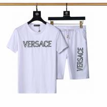 半袖Tシャツセット男女共用抜群の人気を集めスーパー コピー  ヴェルサーチVERSACE上等