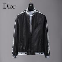 DIORジャケットスーパー コピー ブランド 専門相性抜群のコンビ毎日に上質を 