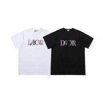 優れた品質男女共用半袖Tシャツブランド 激安DIOR冬のいいのアイテム周りの視線を圧倒する新作